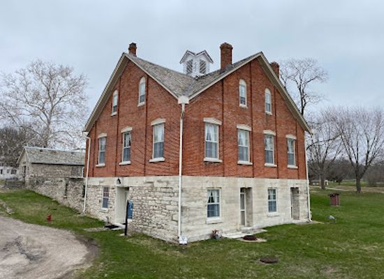 illinois/central-illinois/landmark/joseph-smith-historic-site-visitors-center