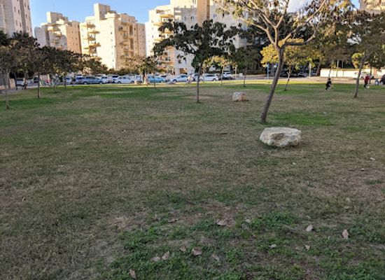 israel/netanya/ir-yamim/landmark/park-tishrei