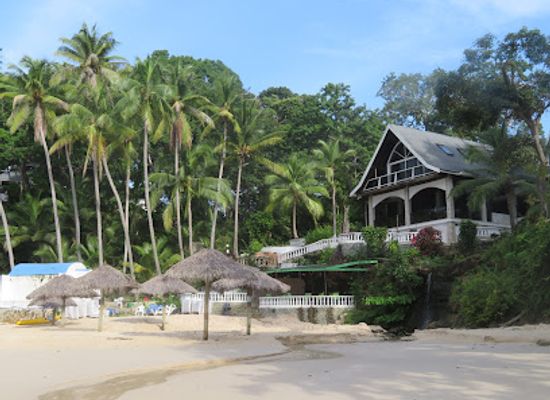 panama/pearl-islands/landmark/hotel-mar-y-oro