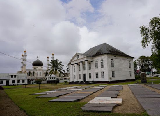 suriname/moengo/landmark/neveh-shalom-synagogue
