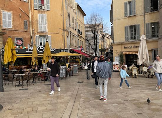 france/aix-en-provence/landmark/place-de-la-rotonde