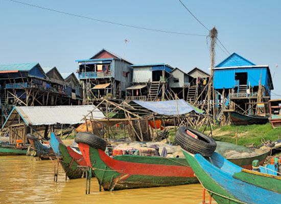 cambodia/siem-reap-province/landmark/kampong-phluk-village-on-stilts