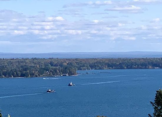 wisconsin/bayfield/landmark/big-ravine-west-rim-trail