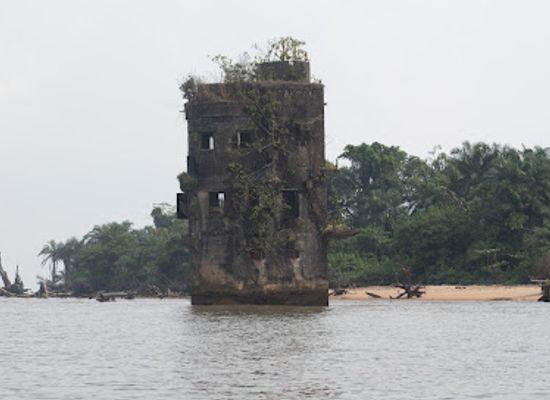 cameroon/coastal-region/landmark/ile-de-manoka