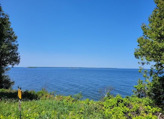 wisconsin/door-county/landmark/eagle-bluff-lighthouse