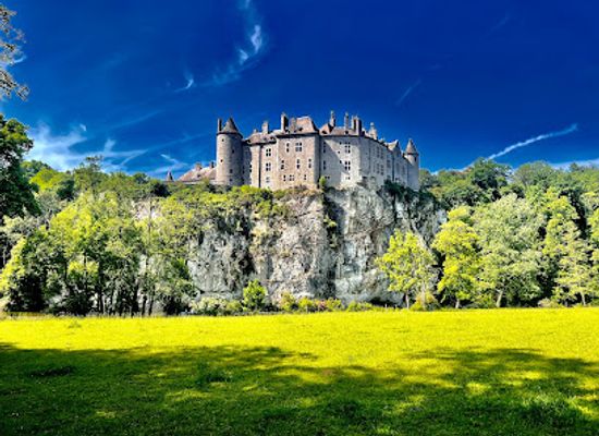 belgium/wallonia/landmark/panorama-chateau-de-walzin
