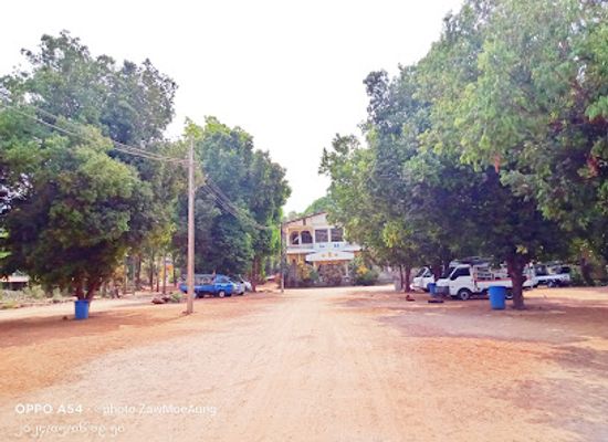 myanmar-burma/golden-rock/landmark/bama-na-et-tama-si