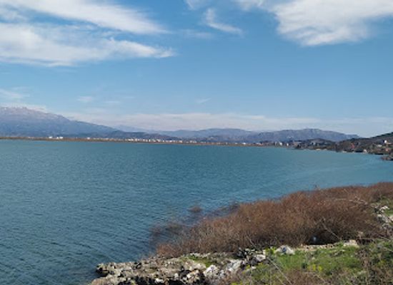 montenegro/lake-skadar/landmark/viewpoint-rozafa-castle-and-shkodra