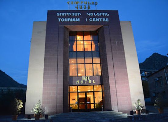 armenia/vayk/landmark/vayk-hotel-tourism-information-center