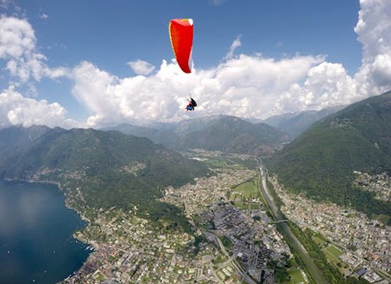 switzerland/lugano/landmark/flyticino-paragliding-tandem-flights-in-lugano-locarno-switzerland