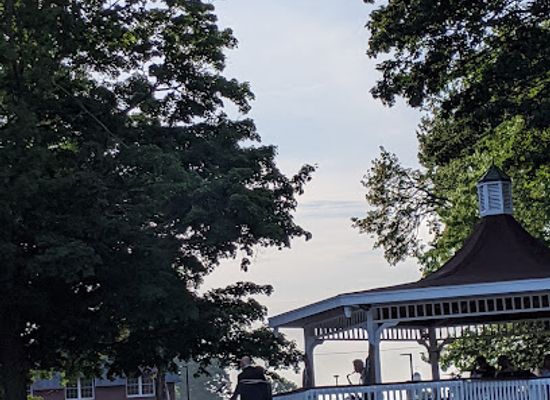 connecticut/eastern-connecticut/landmark/east-haven-green-historic-district