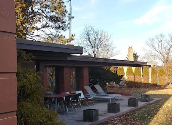 wisconsin/kettle-moraine/landmark/still-bend-schwartz-house