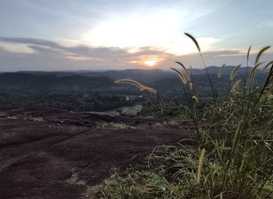 sri-lanka/western-province/landmark/kodigala-mountain-nehinna