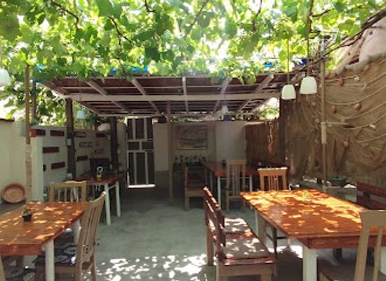 albania/pogradec-region/landmark/oborri-familjar