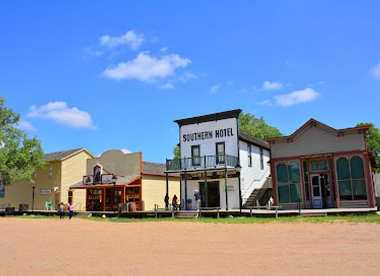 kansas/wichita/delano/landmark/old-cowtown-museum