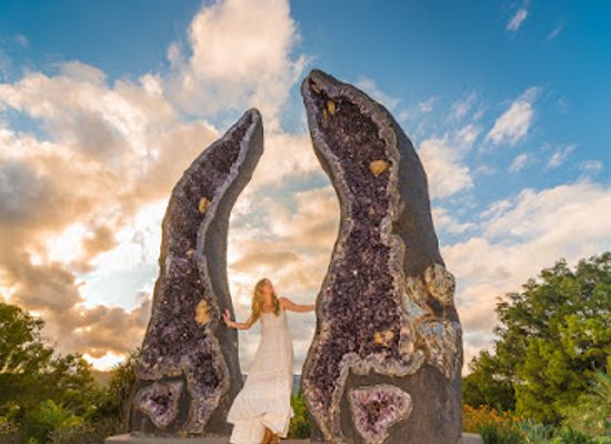 australia/northern-rivers/landmark/crystal-castle-shambhala-gardens