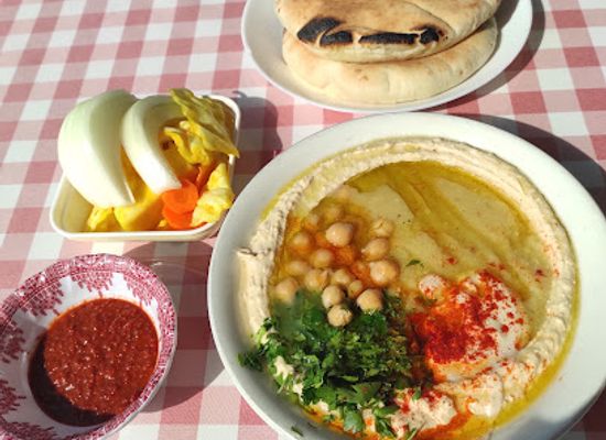israel/ra-anana/landmark/niguv-im-lev
