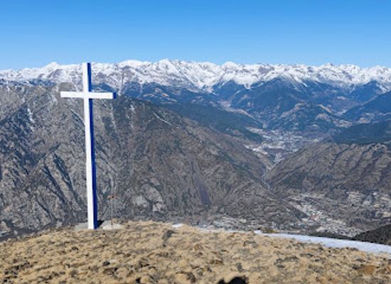 andorra/sant-julia-de-loria/landmark/creu-de-la-serra
