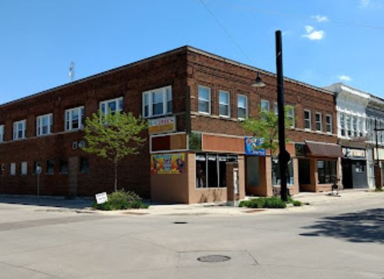 iowa/mason-city/landmark/oak-leaf-comics-collectibles