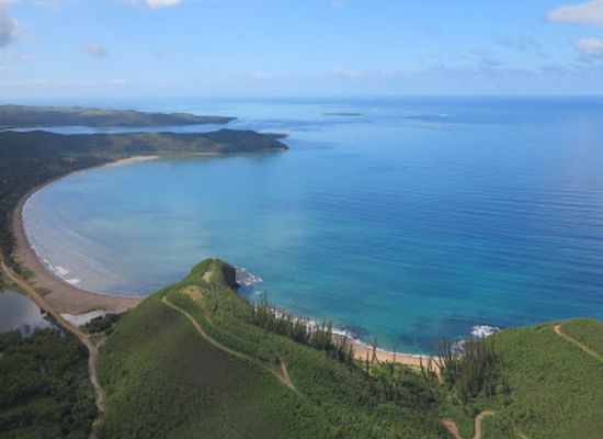 new-caledonia/bourail/landmark/vertical-lagon-poe