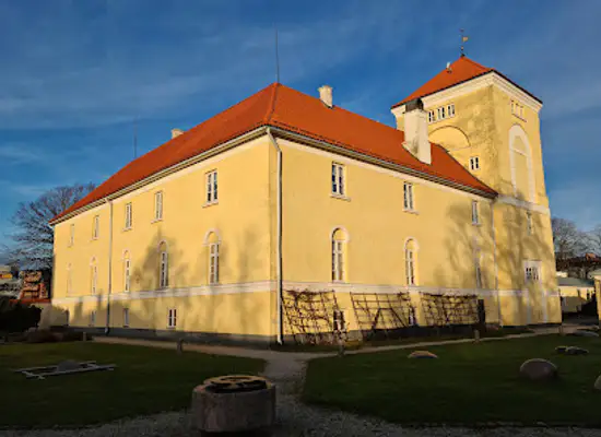 latvia/ventspils/landmark/livonian-order-castle