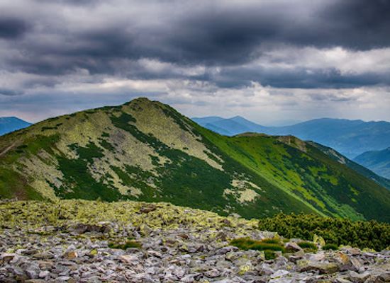 ukraine/svydovets-mountains/landmark/mala-syvulya