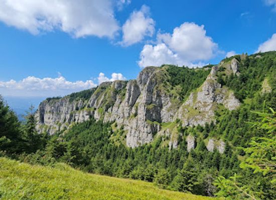 romania/ceahlau-national-park/landmark/poiana-stanile