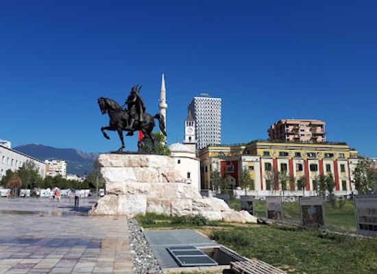 albania/malesia/landmark/rinia-park