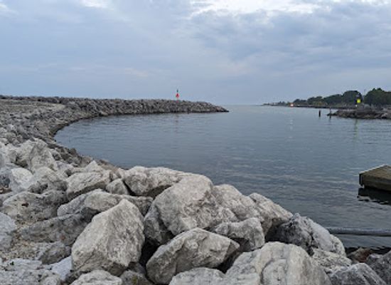 wisconsin/racine/landmark/racine-south-pier