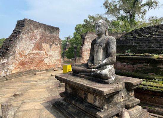 sri-lanka/dambulla/landmark/polonnaruwa-ancient-city