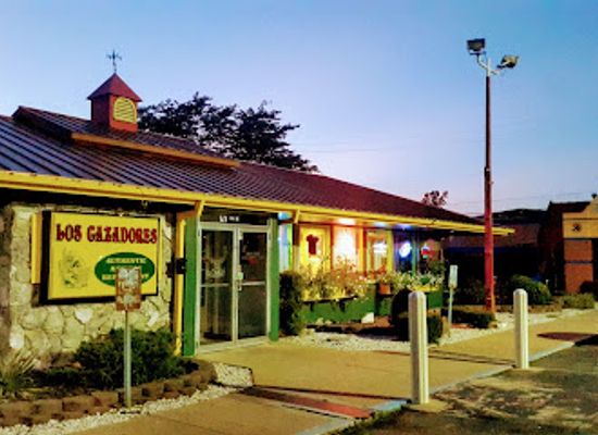 missouri/rolla/landmark/los-cazadores
