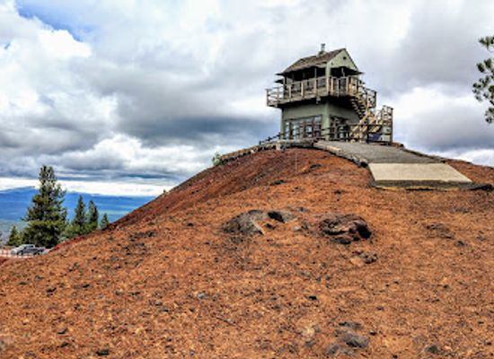 oregon/lake-county/landmark/lava-lands-visitor-center