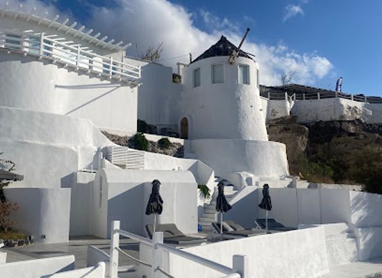 greece/santorini/landmark/flora-fishing-tours
