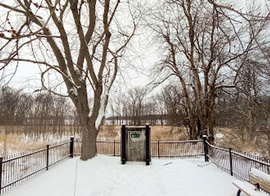 canada/monteregie/landmark/battle-of-the-lake-of-two-mountains-national-historic-site-of-canada