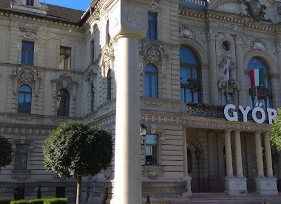 hungary/gyor/landmark/gyor-kereszt