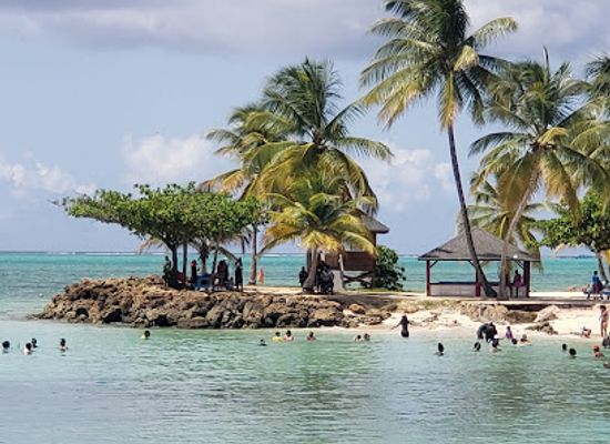 trinidad-and-tobago/buccoo-reef/landmark/xanda-tours-rentals