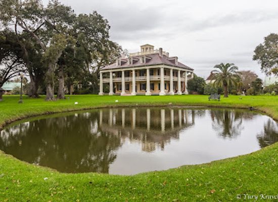 louisiana/river-parishes/landmark/houmas-house-estate-and-gardens