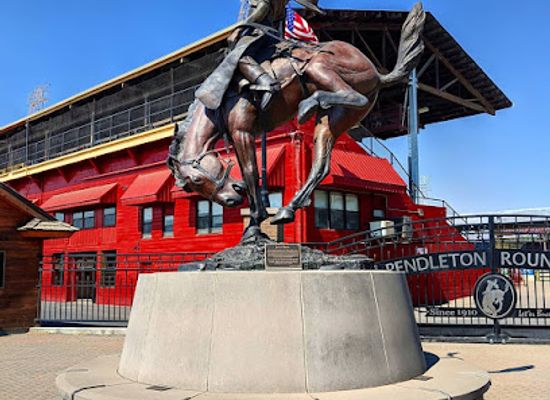 oregon/pendleton/landmark/pendleton-round-up-happy-canyon-hall-of-fame-museum