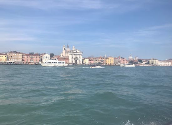 italy/venice/landmark/monument-to-victor-emmanuel-ii