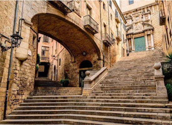 spain/girona/barri-vell-old-town/landmark/barri-vell
