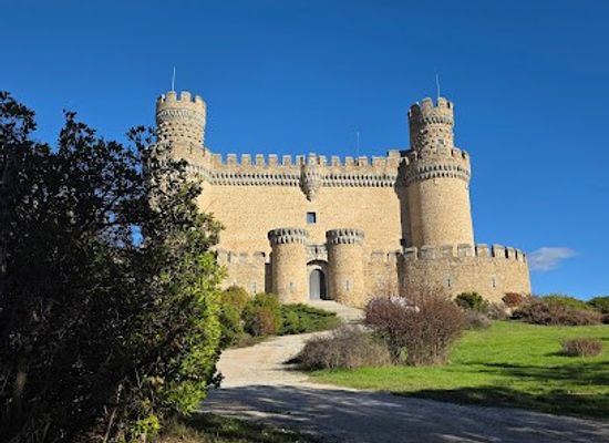 spain/madrid/landmark/castillo-viejo-de-manzanares-el-real