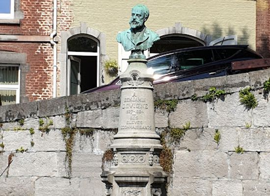 belgium/dinant/landmark/monument-benjamin-devigne