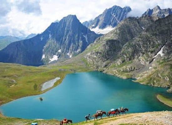 india/kashmir-great-lakes/landmark/tarsar-lake