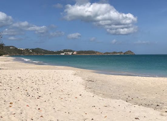 antigua-and-barbuda/half-moon-bay/landmark/fort-james-beach