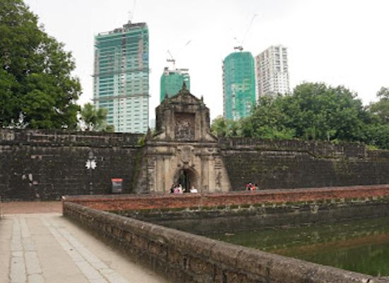 philippines/manila/intramuros/landmark/baluarte-de-san-miguel