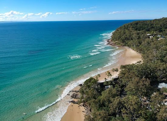 australia/noosa/landmark/noosa-heads-main-beach