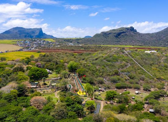 mauritius/chamarel-coloured-earth/landmark/casela-nature-parks