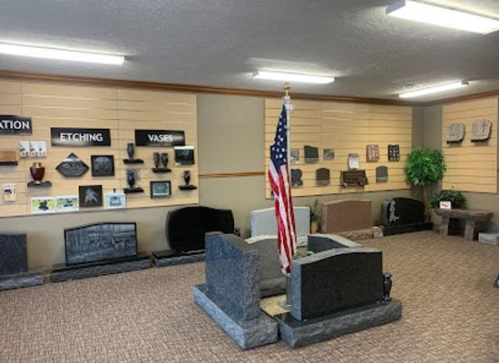 south-dakota/pierre/landmark/capital-city-monuments-sunburst-memorials