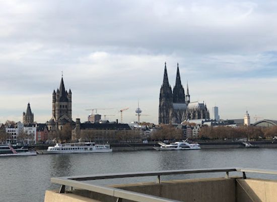 germany/cologne/deutz/landmark/kastell-deutz-osttor