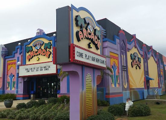 alabama/orange-beach/landmark/fat-daddy-s-arcade